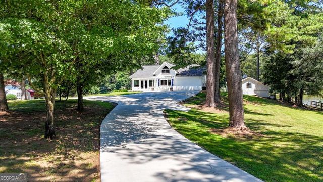 197 Big Springs Road SE, Calhoun, GA 30701