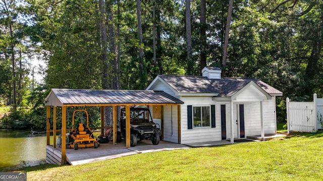 197 Big Springs Road SE, Calhoun, GA 30701