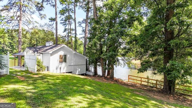 197 Big Springs Road SE, Calhoun, GA 30701