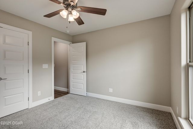 1242 Sheila Ann Drive, Carthage, MO 64836