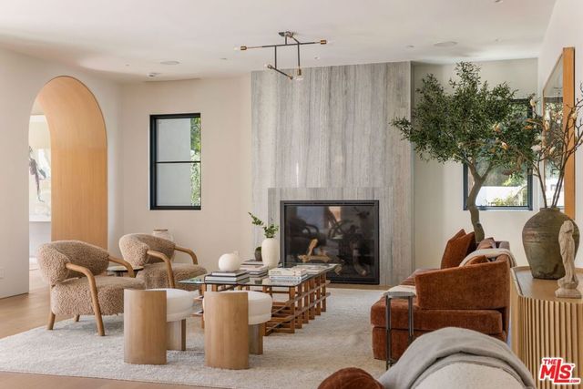 9951 Liebe Drive, Beverly Hills, CA 90210