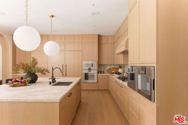 9951 Liebe Drive, Beverly Hills, CA 90210