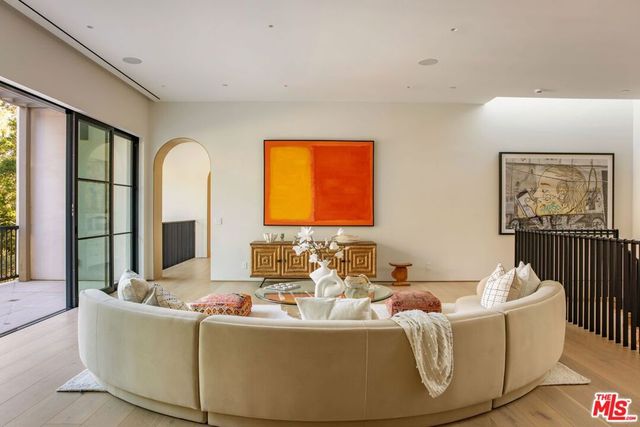 9951 Liebe Drive, Beverly Hills, CA 90210