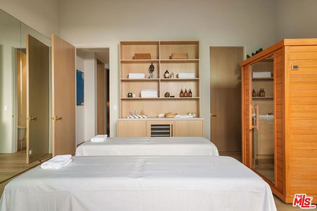 9951 Liebe Drive, Beverly Hills, CA 90210