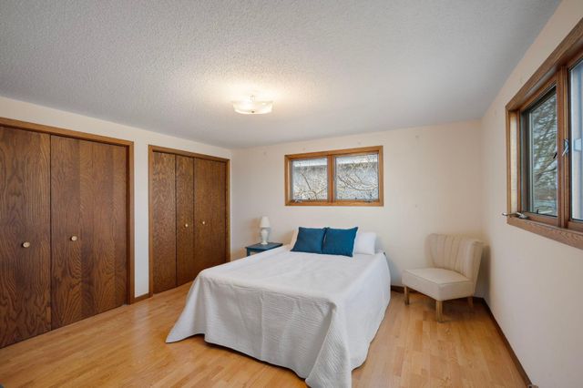 3521 Interlachen Drive NE, Ham Lake, MN 55304