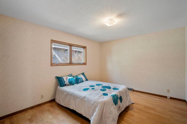 3521 Interlachen Drive NE, Ham Lake, MN 55304