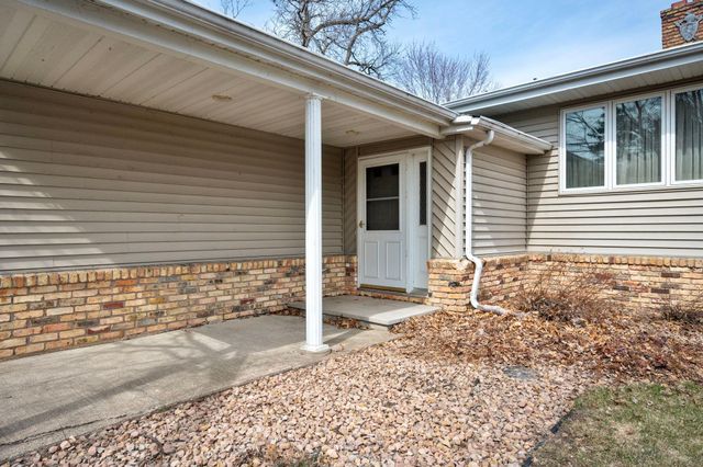 3521 Interlachen Drive NE, Ham Lake, MN 55304