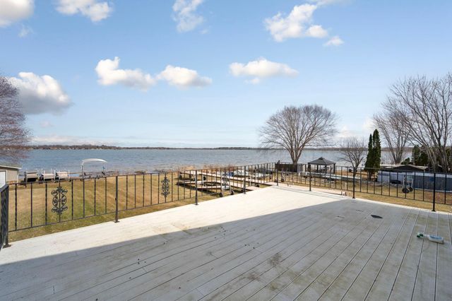 3521 Interlachen Drive NE, Ham Lake, MN 55304