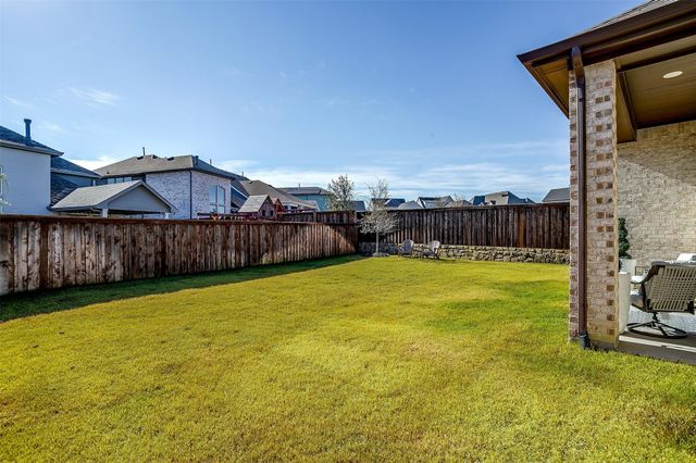 14317 Overlook Park Drive, Fort Worth, TX 76008