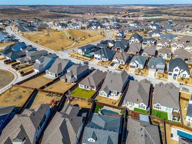 14317 Overlook Park Drive, Fort Worth, TX 76008