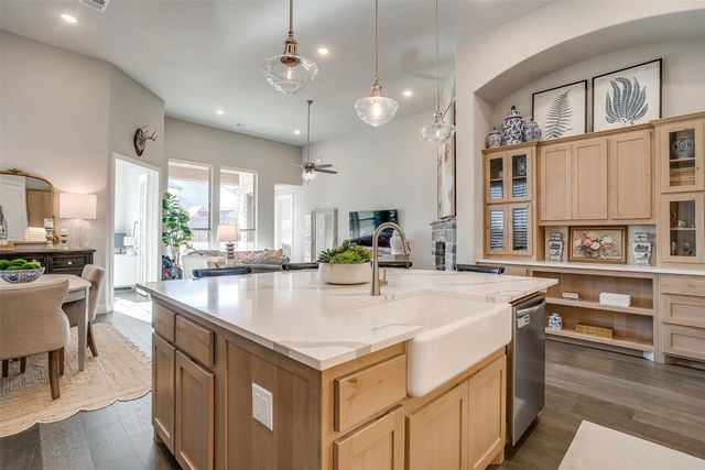 14317 Overlook Park Drive, Fort Worth, TX 76008