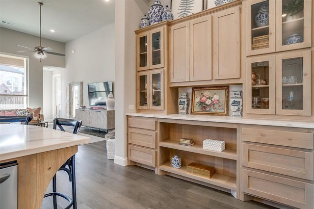 14317 Overlook Park Drive, Fort Worth, TX 76008