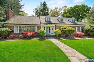 328 Ridgewood Avenue, Ridgewood, NJ 07450