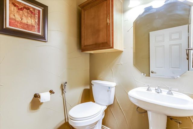 626 Waters Edge Way, Murphy, TX 75094