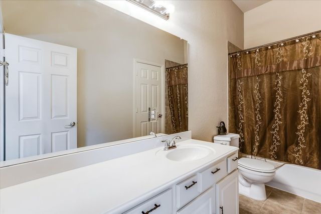 626 Waters Edge Way, Murphy, TX 75094