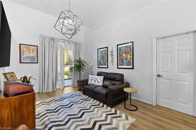 3261 8th AVE SE, Naples, FL 34117