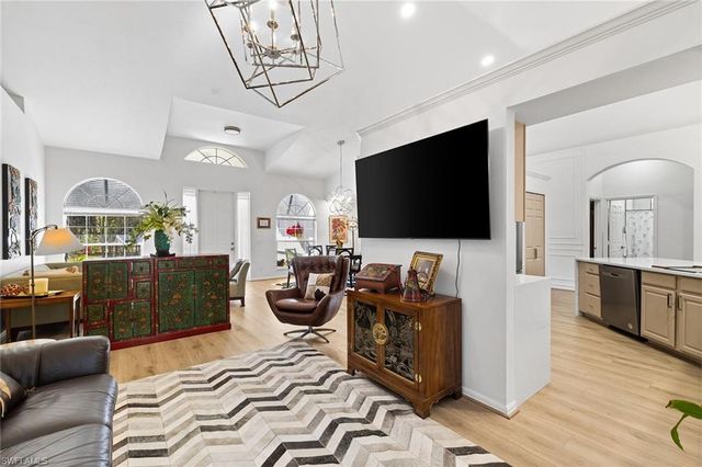 3261 8th AVE SE, Naples, FL 34117