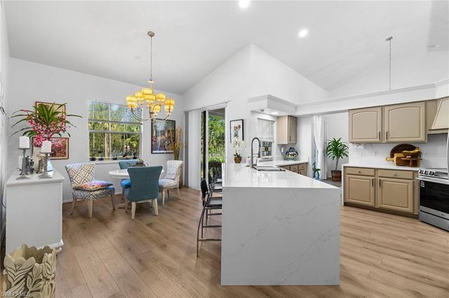 3261 8th AVE SE, Naples, FL 34117