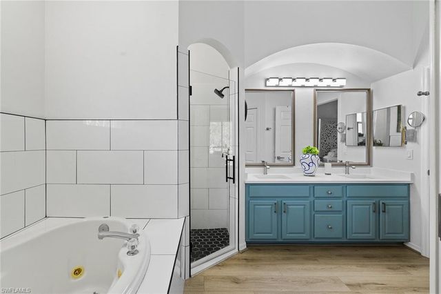 3261 8th AVE SE, Naples, FL 34117