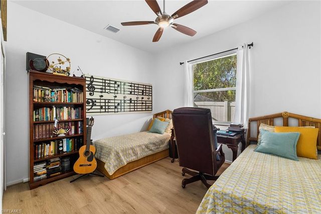 3261 8th AVE SE, Naples, FL 34117