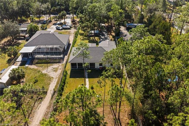 3261 8th AVE SE, Naples, FL 34117