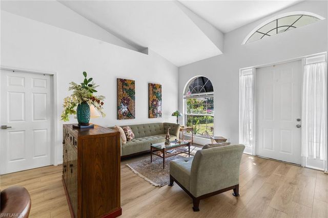 3261 8th AVE SE, Naples, FL 34117