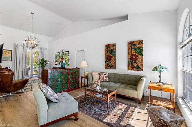 3261 8th AVE SE, Naples, FL 34117