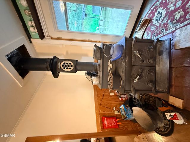 580 Hale Brook Road, Newport, TN 37821