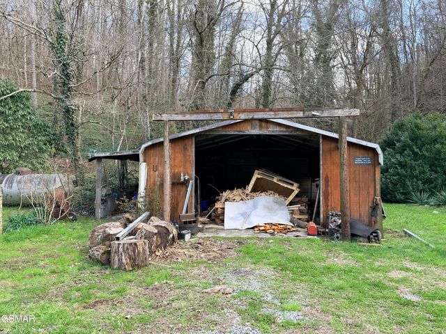 580 Hale Brook Road, Newport, TN 37821