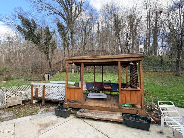 580 Hale Brook Road, Newport, TN 37821