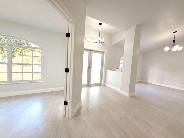 17770 75TH Place N, The Acreage, FL 33470