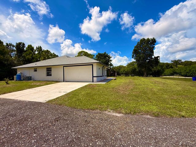 17770 75TH Place N, The Acreage, FL 33470