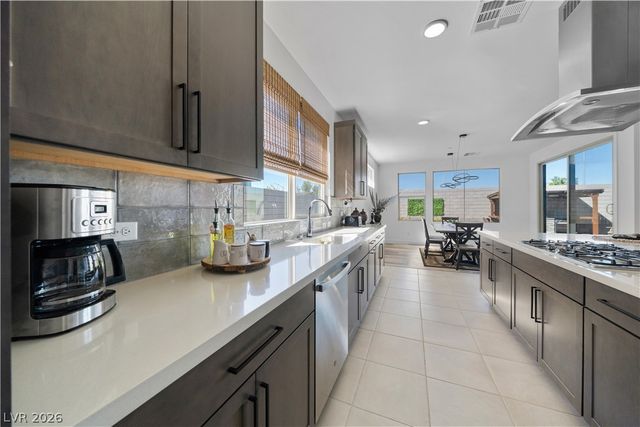 9783 Evergreen Pine Street, Las Vegas, NV 89166