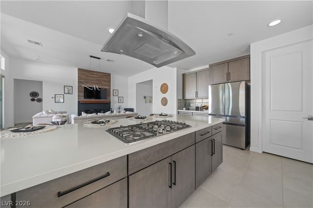 9783 Evergreen Pine Street, Las Vegas, NV 89166