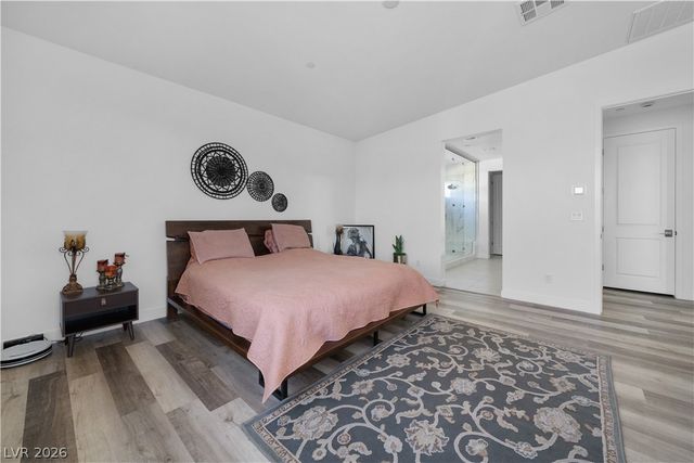 9783 Evergreen Pine Street, Las Vegas, NV 89166