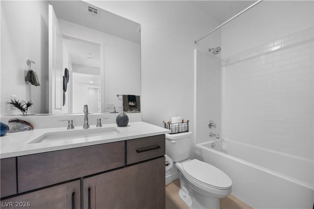 9783 Evergreen Pine Street, Las Vegas, NV 89166