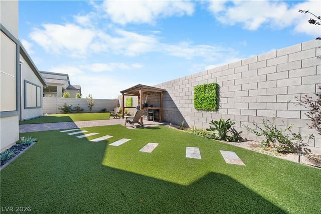 9783 Evergreen Pine Street, Las Vegas, NV 89166