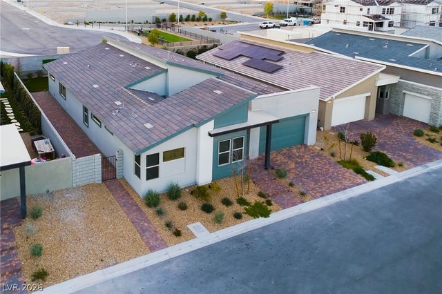 9783 Evergreen Pine Street, Las Vegas, NV 89166