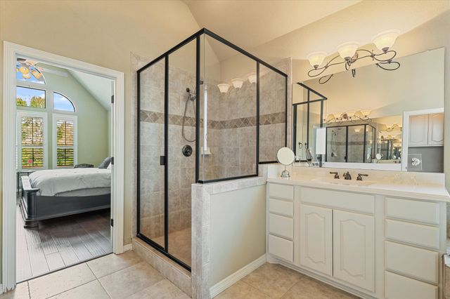 319 Fountain Creek Court, Ovilla, TX 75154