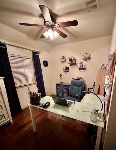 819 Shady Meadow Drive, Lewisville, TX 75077