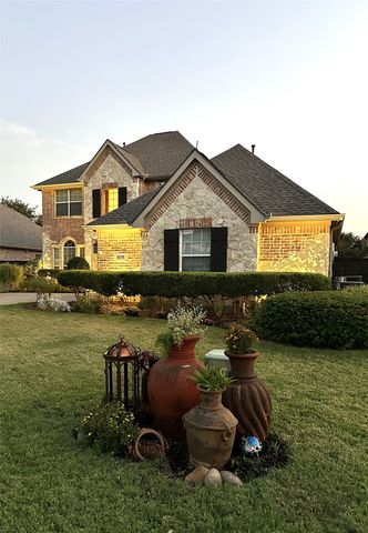 819 Shady Meadow Drive, Lewisville, TX 75077