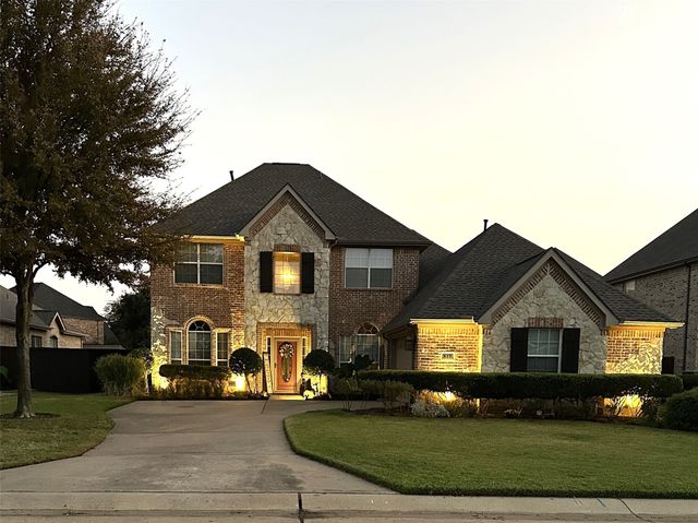 819 Shady Meadow Drive, Lewisville, TX 75077