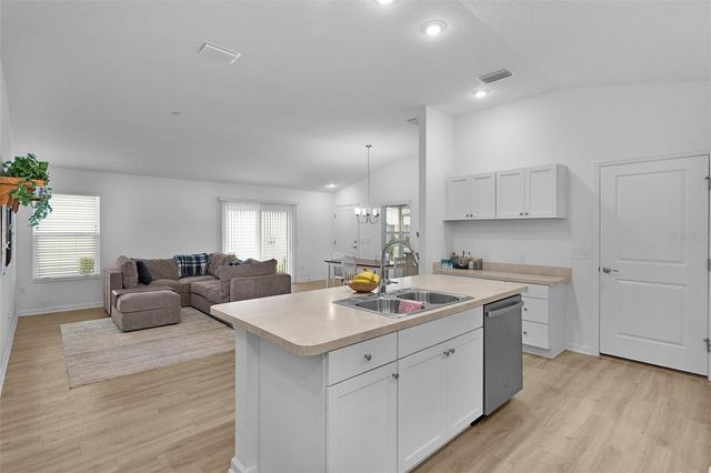 842 SPRING AVENUE, The Villages, FL 34762