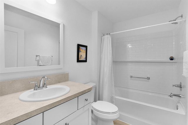 842 SPRING AVENUE, The Villages, FL 34762