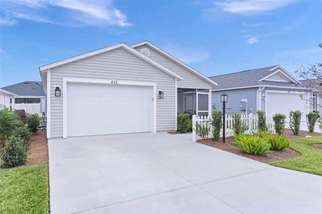 842 SPRING AVENUE, The Villages, FL 34762