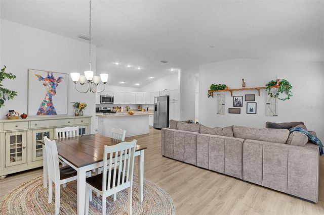 842 SPRING AVENUE, The Villages, FL 34762