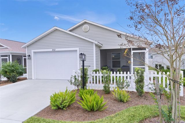 842 SPRING AVENUE, The Villages, FL 34762