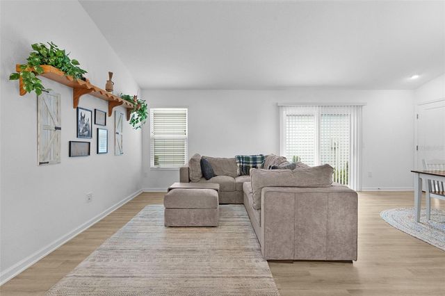 842 SPRING AVENUE, The Villages, FL 34762