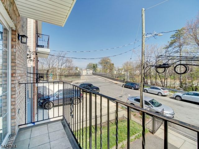 54 Bragaw Ave 3, Newark City, NJ 07112
