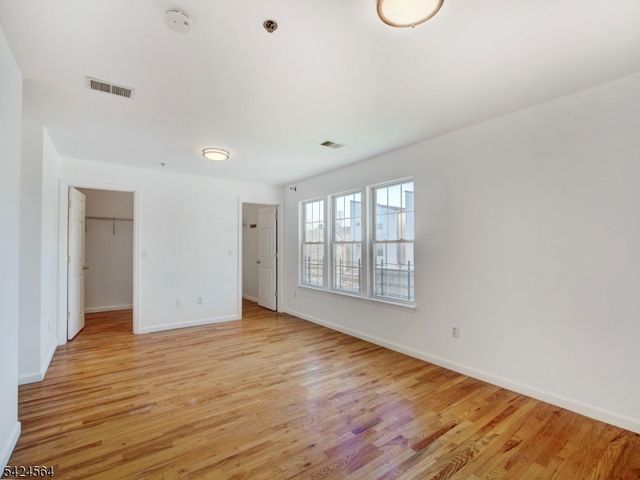 54 Bragaw Ave 3, Newark City, NJ 07112